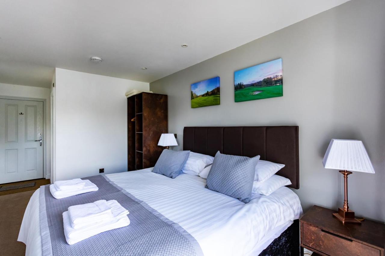 The Vale Golf & Country Club Villa Bishampton ภายนอก รูปภาพ