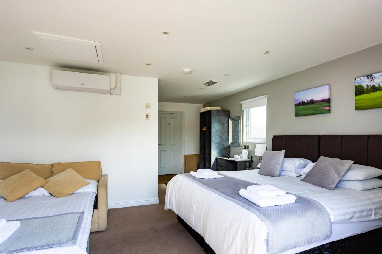 The Vale Golf & Country Club Villa Bishampton ภายนอก รูปภาพ